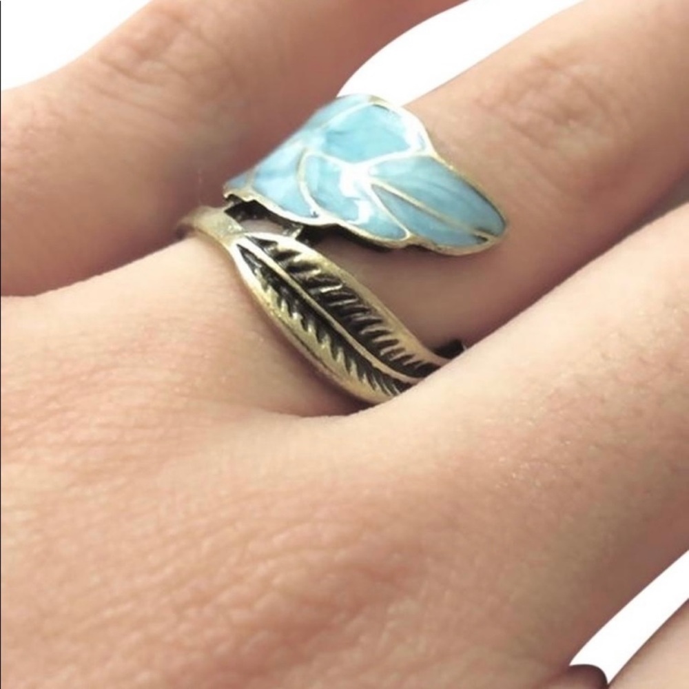 NWOT Leaf wrap ring